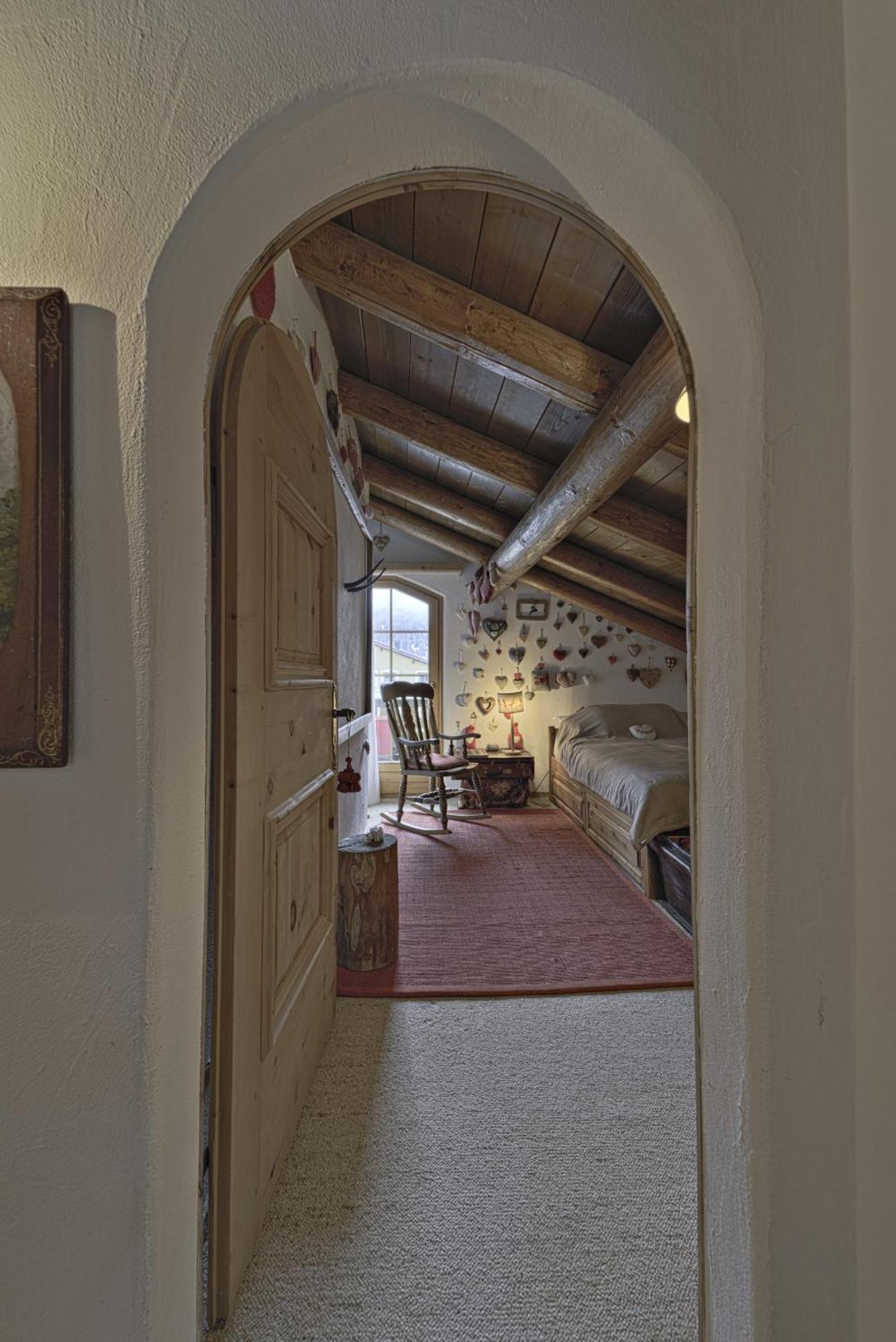 Chesa Brunzigna - Zuoz Apartment Luaran gambar